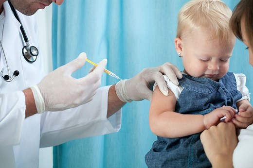 1-year-old baby injections: side effects to expect - Netmums