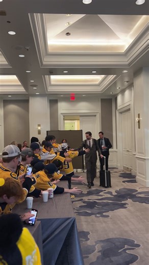 41K views · 665 reactions | Preds Select 12U and 14U are in Dallas for a tournament and came by to cheer on the players before tonight’s game 凉 | Nashville Predators | Facebook