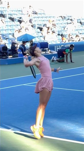 Serve - Jaqueline Cristian US Open 2025 #usopen #tennis #serve #slowmotion #wtatennis #wta