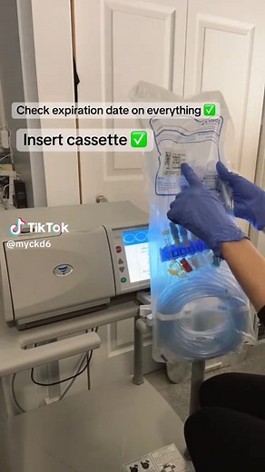 Setting Up a Peritoneal Dialysis Machine at Home