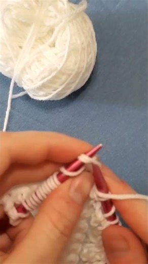 The Simple Garter Lace Stitch is the simplest lace stitch. Full tutorial on Lone Gems