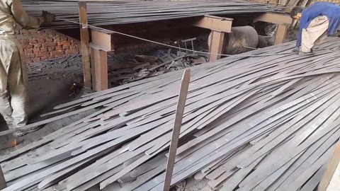 Factory Process of Making Heavy-Duty Leaf Springs