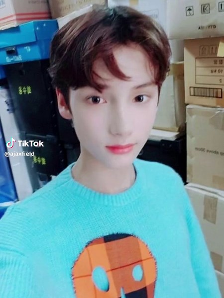 Fetus Kai Edits: A CapCut Journey with Hueningkai