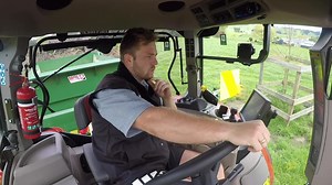 3 comments | Sam Cane gets familiar with some of the bells and whistles in his dad's new toy. Find out how you can get the comfort, power and reliability of a Case IH tractor built to your specs - https://bit.ly/2LWwmgW | CASE IH | Facebook