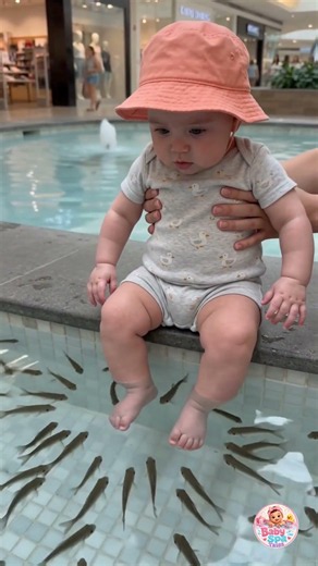 Crying Baby Lifts One Foot... Then Tiny Fish Bring Back the Smile! 🐟🥹❤️ #Shorts