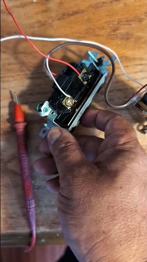 Electrical 3-Way Switches Explained (Simply!)