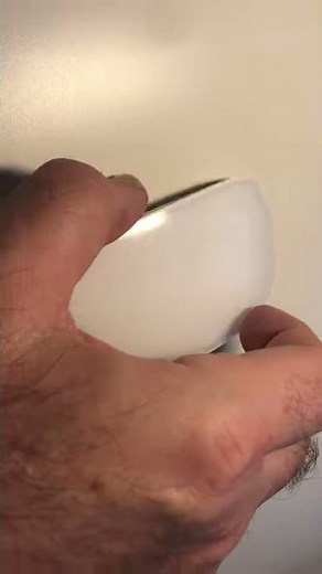 How to turn Apple Magic Mouse on and off March 1, 2021