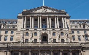 Will interest rates continue to fall in 2026 | Expert Analysis & Predictions
