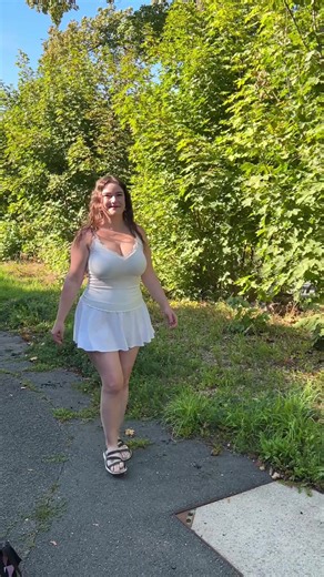 germanbombshell (@germanbombshell)’s videos with Oh, Pretty Woman - Roy Orbison & The Royal Philharmonic Orchestra