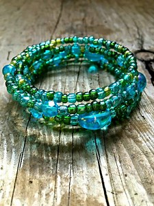 Memory Wire Bracelet DIY