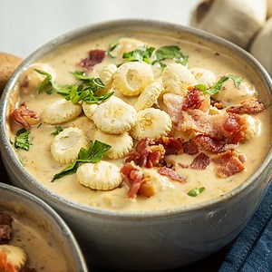 Classic Clam Chowder Recipe (Steps + Video!) | How To Cook.Recipes