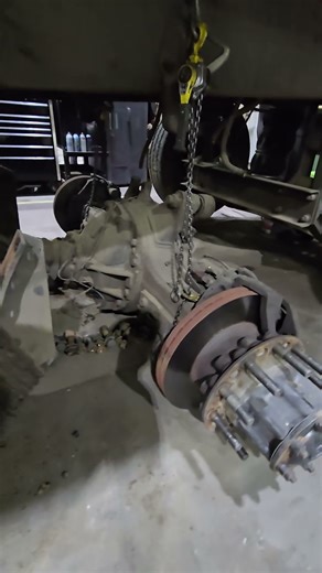 meritor axle replacement best way to remove w/ hendrixson susp.