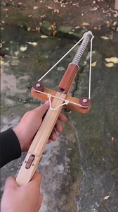 Spring crossbow on rollers 4