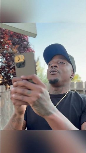 My neighbor invited me to a pool party 🤣