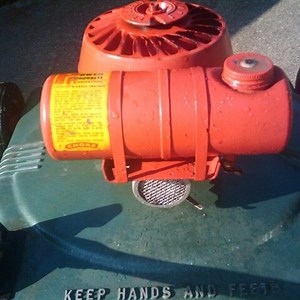 How to clean a rusty lawnmower gas tank, step by step