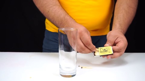 15 Awesome Balloon Tricks!