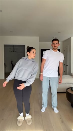 Talia Scott on Instagram: "BOW😌💃🏻🕺🏼"