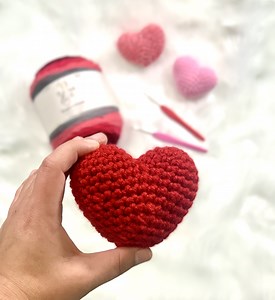Easy Amigurumi Crochet Stuffed Heart: Free Pattern