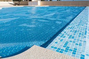 Top 13 Best Solar Pool Covers Reviews 2025 (Recommended)