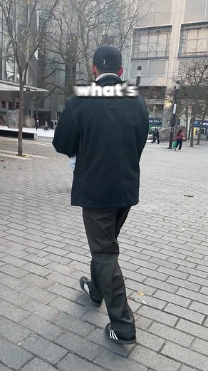 What's Your Phone Background: Fun Conversations Revealed