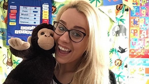 How to Create an Online Teaching Background Your Students Will Love - BridgeUniverse - TEFL Blog, News, Tips & Resources