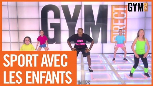 Faire du sport à la maison avec les enfants ? C'est possible ! #RestezChezVous #EnsembleALaMaison La séance complète disponible maintenant ⬇️ | Gym Direct