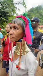 Why Tribal Women in Africa Wear Metal Rings Around Their Necks #youtubeshorts #africa #adivasi #gk