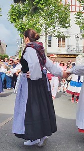147K views · 4.8K reactions | DANSES BASQUE. SAINT JEAN DE LUZ. | Pays Basque BAB | Facebook