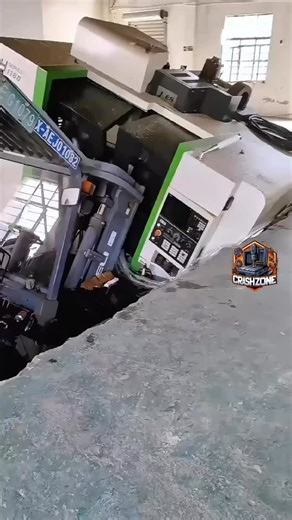 ርዪልነዘጊዐክቿ on Instagram: "𝗙𝗢𝗟𝗟𝗢𝗪 @crashzonecnc 𝗳𝗼𝗿 𝗰𝗿𝗮𝘀𝗵 𝗰𝗼𝗻𝘁𝗲𝗻𝘁𝘀! #crashzone 🔥 Fanuc CNC mills use a programming language based on G-code, which is the standard language for CNC machining. However, Fanuc also offers MANUAL GUIDE i, a user-friendly conversational programming platform that simplifies CNC programming. This software allows operators to create part programs directly on the shop floor without needing extensive knowledge of G-code. It features self-explanatory me