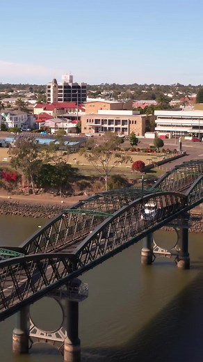 Bundaberg Regional Battery stores wasted rooftop solar. More local jobs & apprenticeships. | Iberdrola Australia | Facebook
