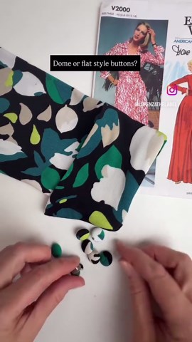 Beautiful 70s-Style Buttons