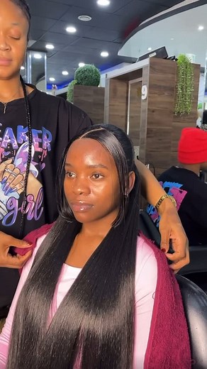 When Ponytail meets sew in = to gorgeous installation plus the feeling it gives you you want to go for a holiday elegantheadloverssalon #elegantheadloverssalon #reels #beautysaloncapetown #laceinstallation #naturalbeauty | Elegant HEAD Lover's SALON | Facebook