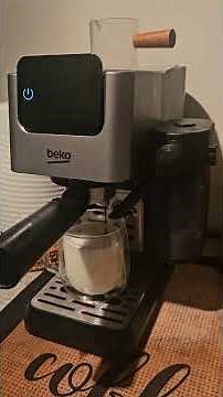 BEKO Semi-automatic Espresso Machine CEP5304X making Latte (after changing settings)
