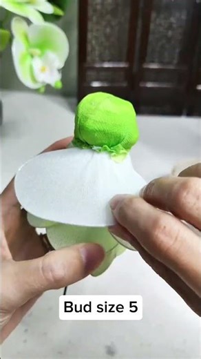 DIY Green Flower Tutorial| Nylon Stocking Fabric Flower | Easy Handmade Craft#GreenFlower #DIYFlower