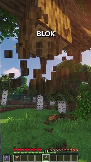 QUICKLY CUTTING DOWN A TREE in MINECRAFT WITHOUT MODS #shorts