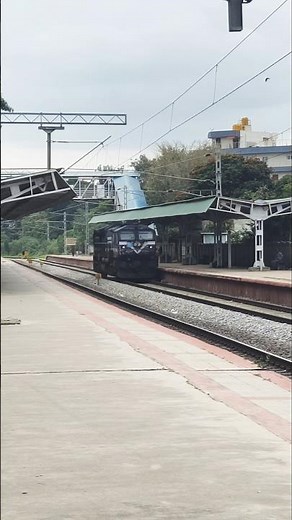 WDP 4 locomotive of indian railways