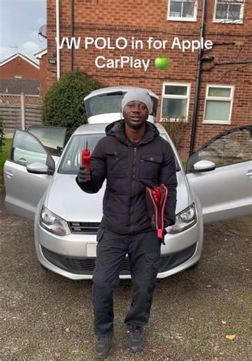 VW POLO in for Apple CarPlay 🍏✅DM/ 44 7825 279934 to get this done to your vehicle #fyp #cartok #applecarplay #vwpolo