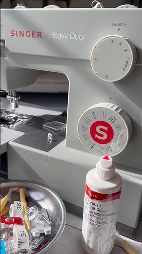 How To Put In Your Bobbin Case Singer Heavy Duty Easy Tips For Sewing #sweetcountrylivinginmichigan