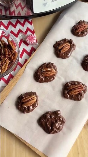 4-Ingredient Crockpot Turtle Candy ✨ Melted chocolate, gooey caramel, and crunchy pecans—need I say