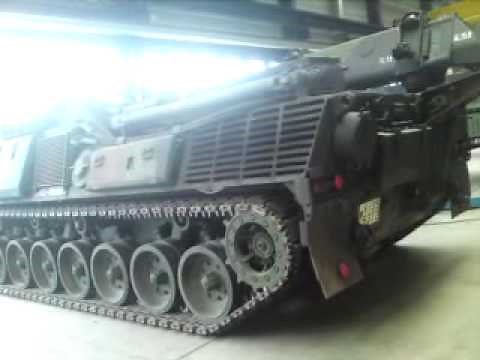 Pionierpanzer Dachs Motorstart