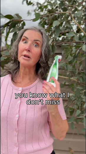 5.7K views · 7 comments | Try any two toothpaste flavours today and get a free metal toothpaste scoop worth $7.90 殺 Which two will you choose?     | Solid - Sustainable Oral Care | Facebook