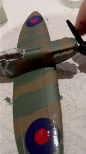 My model spit fire 🔥 #automobile #music #model #spotfire #lifeisbutadream #buses #train classicdanc