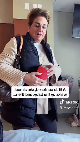 She Hid Her Pregnancy… and Finally Introduced the Baby to Her Family#fyp #familyreaction #surprisebaby #tearfulmoment #familylove