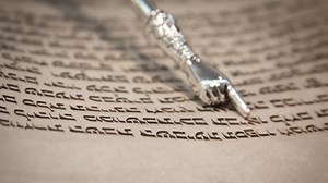 Guide to Weekly Torah Commentaries Online | My Jewish Learning