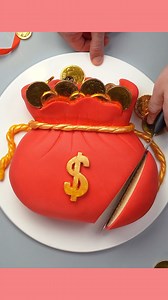 4.7K views · 66 reactions | Instructions for Making and Decorating Money Bags #reel #cake #cakevideo | Cake House | Facebook