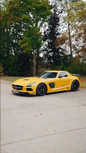 Touchscreen Wireless Apple CarPlay on Mercedes SLS | Upgrade by CBS Automotive