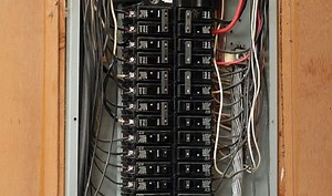 Subpanel Grounding and Neutral: Separated or On Same Bar?