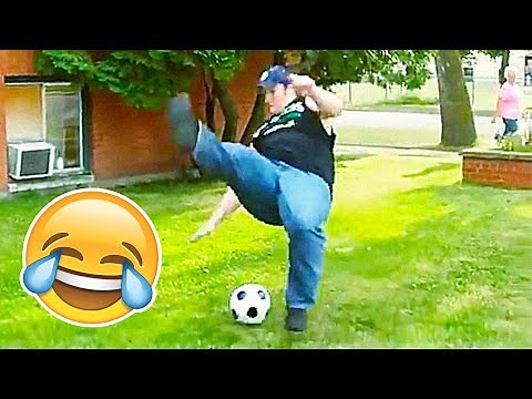 FUNNIEST FAILS & BLOOPERS IN FOOTBALL (TRY NOT TO LAUGH)