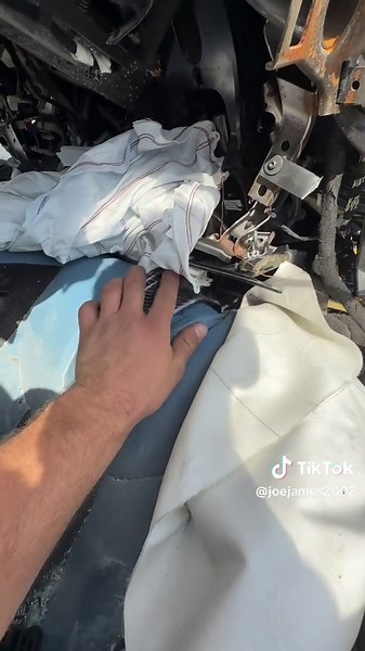 Joe James (@joejames2002)’s videos with original sound - Joe James