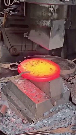 Extreme Hot Steel Forging 🎉 Heavy Blacksmith Work 🌐 #handmade #craft #skills #shorts